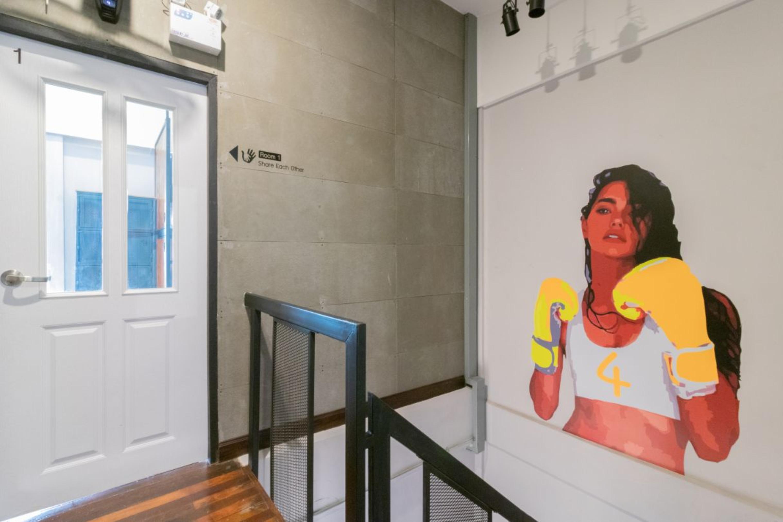4Share Hostel (Adults Only) Bangkok Bagian luar foto
